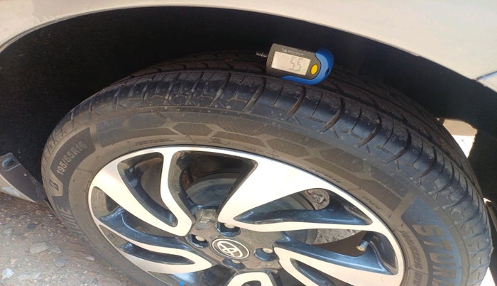 2021 Toyota Glanza G CVT, Petrol, Automatic, 68,654 km, tyre