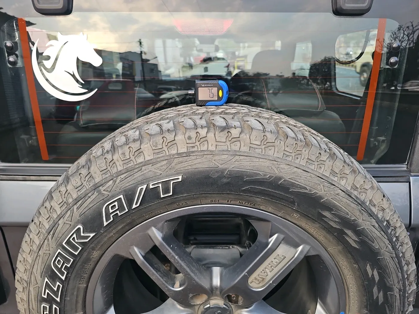 2021 Mahindra Thar LX HARD TOP 4WD MT, Diesel, Manual, 53,722 km, tyre