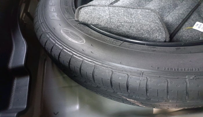 2024 KIA SONET GTX PLUS 1.5 DIESEL AT, Diesel, Automatic, 34,235 km, tyre