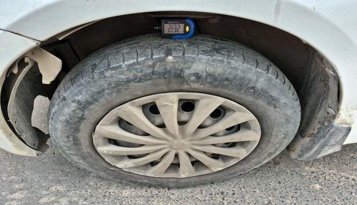 2011 Maruti Swift VDI, Diesel, Manual, 1,39,357 km, tyre