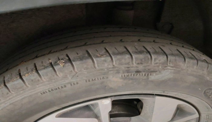 2022 KIA SELTOS HTK 1.5 PETROL, Petrol, Manual, 49,167 km, tyre