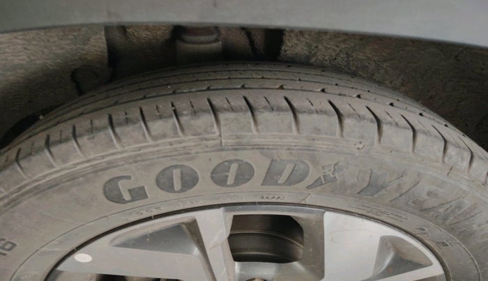 2022 KIA SELTOS HTK 1.5 PETROL, Petrol, Manual, 49,167 km, tyre