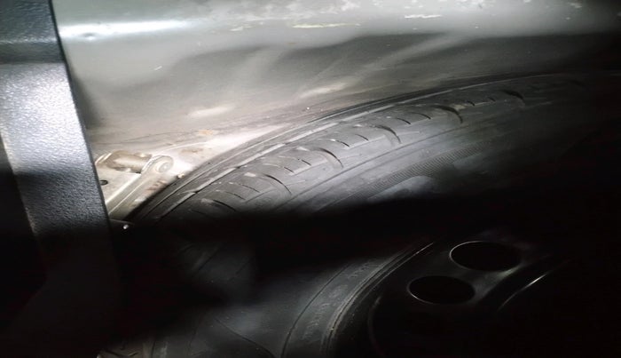 2016 Maruti Baleno ZETA PETROL 1.2, Petrol, Manual, 79,135 km, tyre