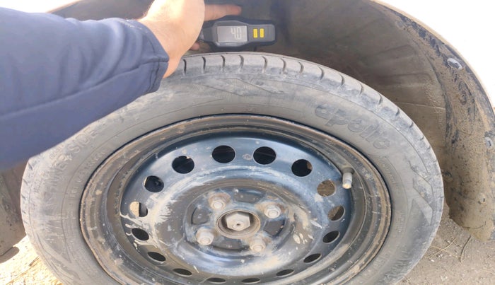 2011 Maruti Wagon R 1.0 VXI, Petrol, Manual, 1,69,088 km, tyre