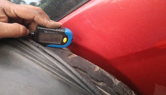 2017 Mahindra TUV300 T4 PLUS, Diesel, Manual, 36,639 km, tyre