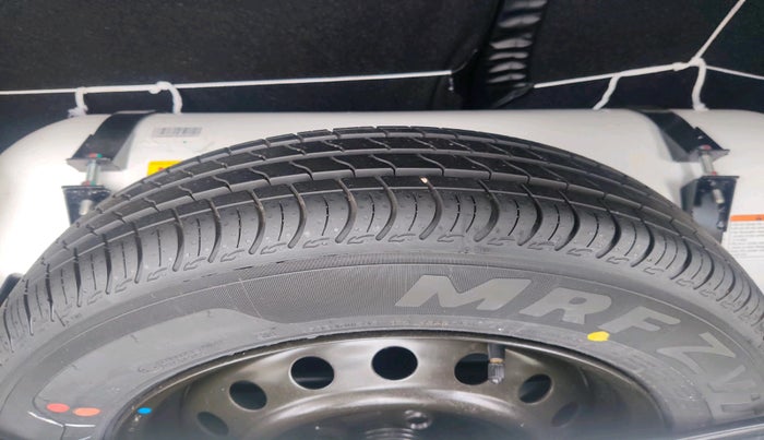 2025 Maruti New Wagon-R VXI CNG 1.0, CNG, Manual, 6,978 km, tyre