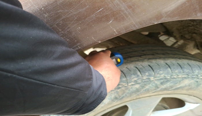 2012 Renault Duster 110 PS RXZ DIESEL, Diesel, Manual, 1,71,318 km, tyre