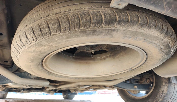 2013 Mahindra XUV500 W8, Diesel, Manual, 1,59,781 km, tyre