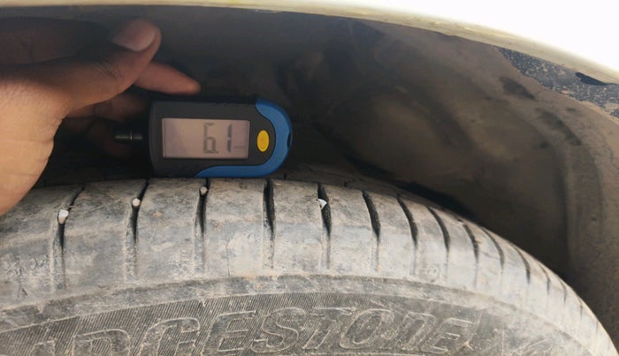 2024 Toyota Innova Crysta 2.4 GX 8STR, Diesel, Manual, 51,287 km, tyre