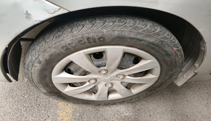 2013 Hyundai Eon MAGNA +, Petrol, Manual, 53,563 km, tyre