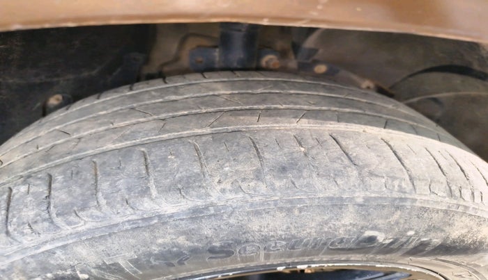 2015 Renault Duster 85 PS RXL DIESEL (OPT), Diesel, Manual, 1,29,785 km, tyre