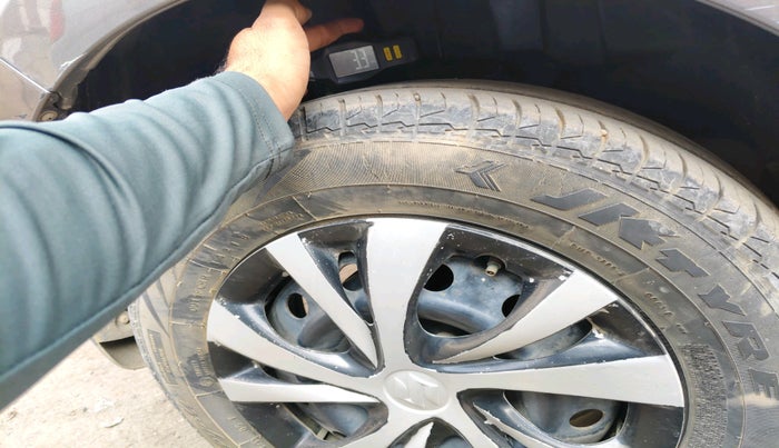 2021 Maruti Swift VXI, Petrol, Manual, 36,952 km, tyre