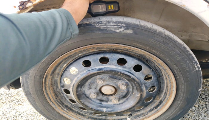 2012 Maruti Wagon R 1.0 VXI, Petrol, Manual, 1,25,703 km, tyre