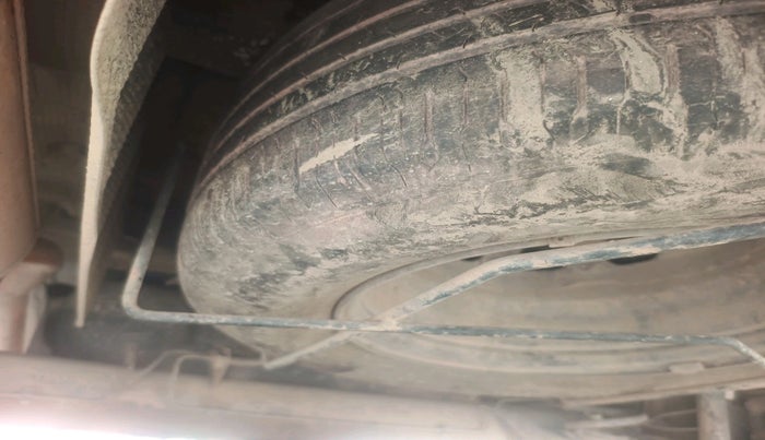 2017 Renault Duster RXL PETROL, Petrol, Manual, 69,242 km, tyre