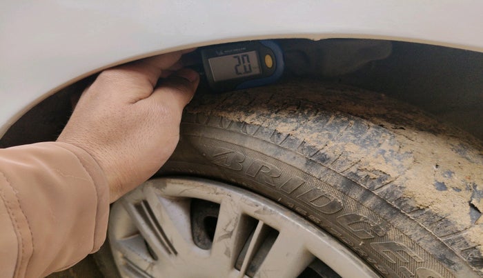 2012 Hyundai Santro Xing GLS, Petrol, Manual, 86,187 km, tyre