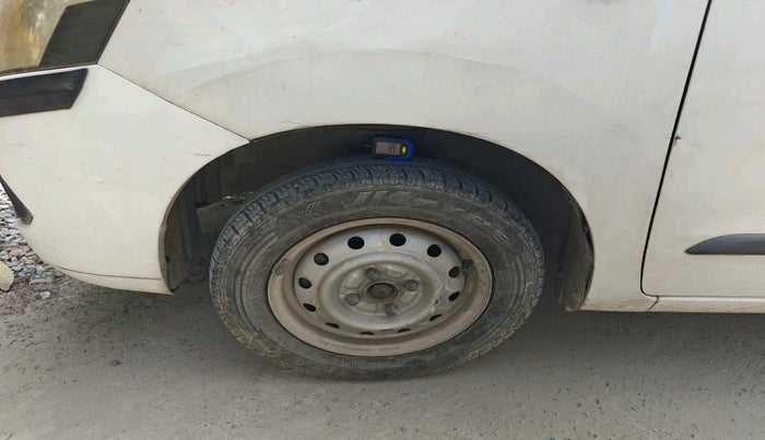 2011 Maruti Wagon R 1.0 LXI CNG, Petrol, Manual, 1,13,787 km, tyre