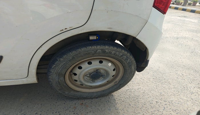 2011 Maruti Wagon R 1.0 LXI CNG, Petrol, Manual, 1,13,787 km, tyre