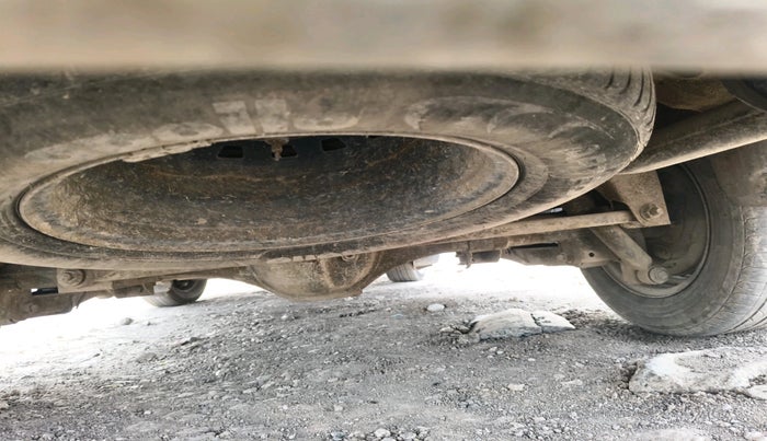 2015 Mahindra Xylo D4, Diesel, Manual, 2,20,956 km, tyre