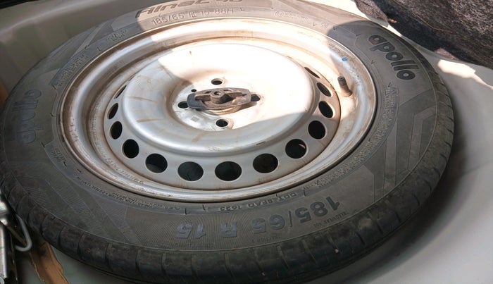 2023 Maruti Baleno SIGMA PETROL 1.2, Petrol, Manual, 17,599 km, tyre