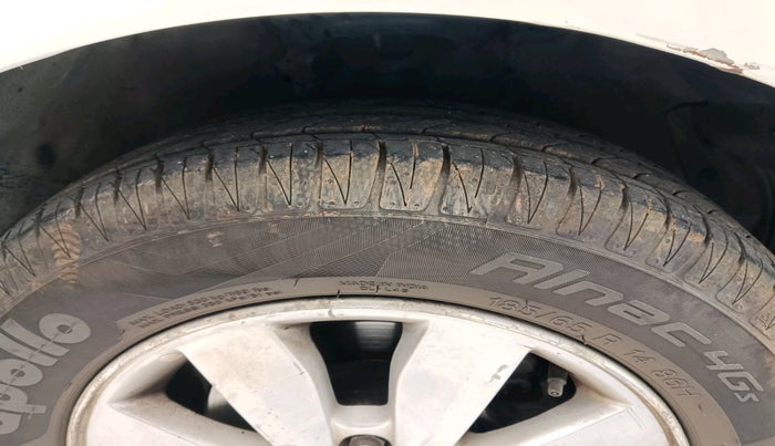 2013 Hyundai i20 SPORTZ 1.2, Petrol, Manual, 99,889 km, tyre