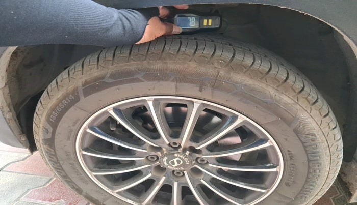 2016 Mahindra Kuv100 K4 6 STR, Petrol, Manual, 21,203 km, tyre