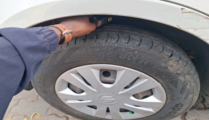 2014 Maruti Swift Dzire VDI, Diesel, Manual, 1,63,394 km, tyre