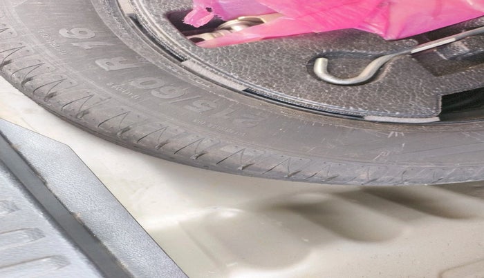 2020 Maruti Vitara Brezza ZXI AT SHVS, Petrol, Automatic, 68,433 km, tyre