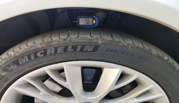 2012 Jaguar XF 3.0 DIESEL, Diesel, Automatic, 52,784 km, tyre