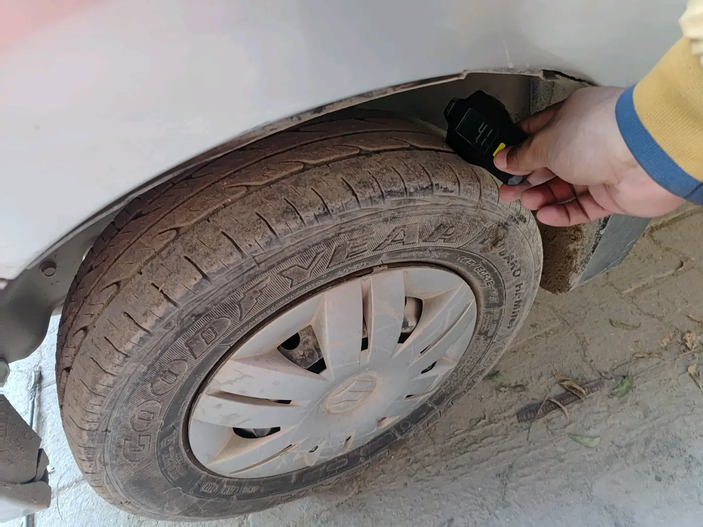 2019 Maruti Alto 800 LXI, Petrol, Manual, 84,499 km, tyre
