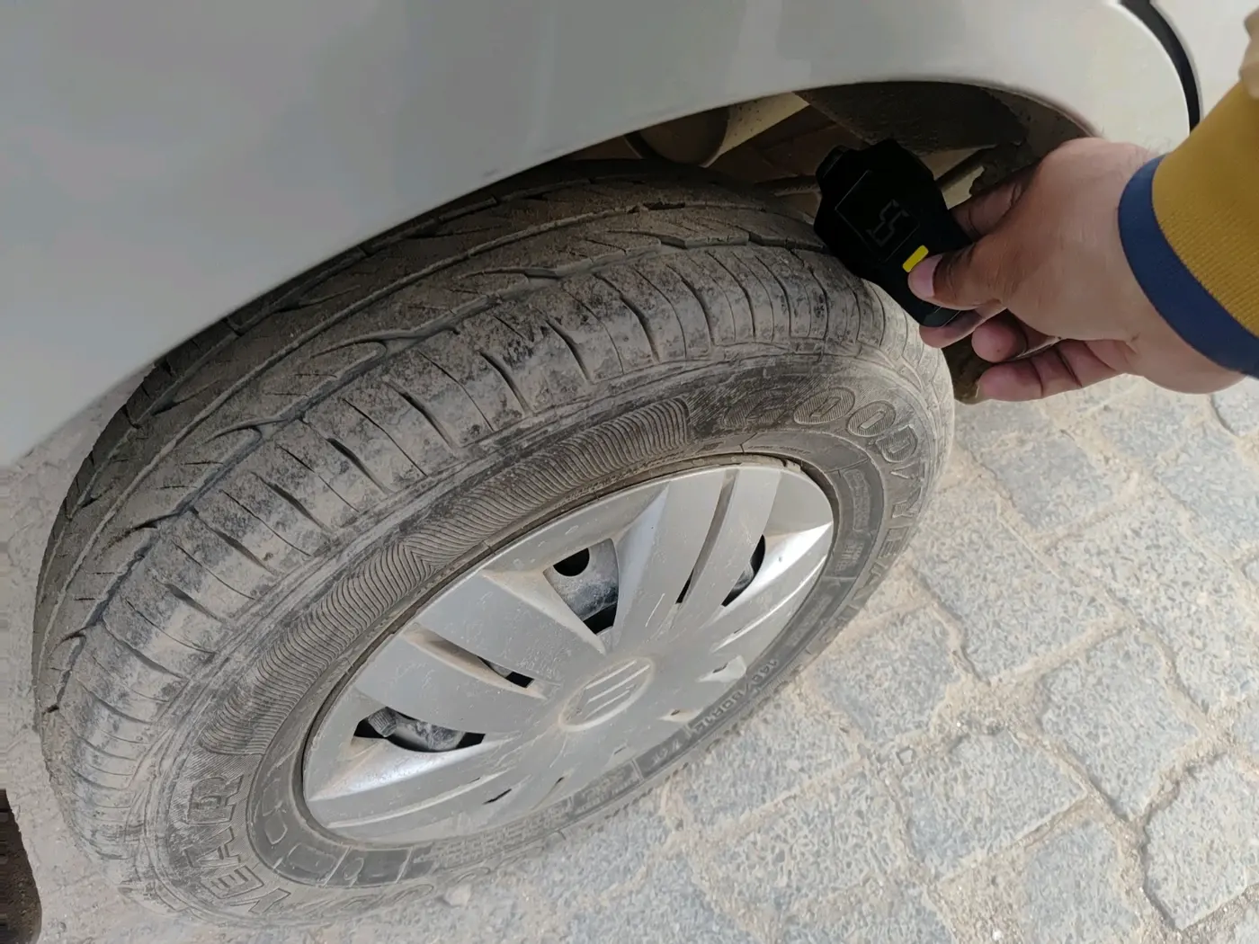 2019 Maruti Alto 800 LXI, Petrol, Manual, 84,499 km, tyre