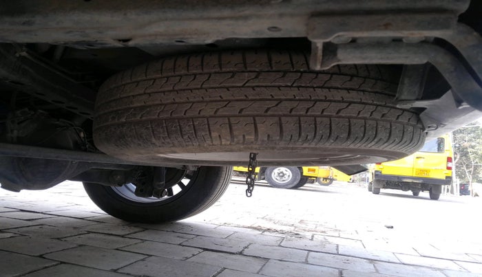 2019 Toyota Innova Crysta 2.8 GX AT 7 STR, Diesel, Automatic, 1,61,180 km, tyre