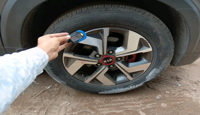 2021 KIA SONET GTX PLUS 1.5, Diesel, Manual, 1,41,480 km, tyre