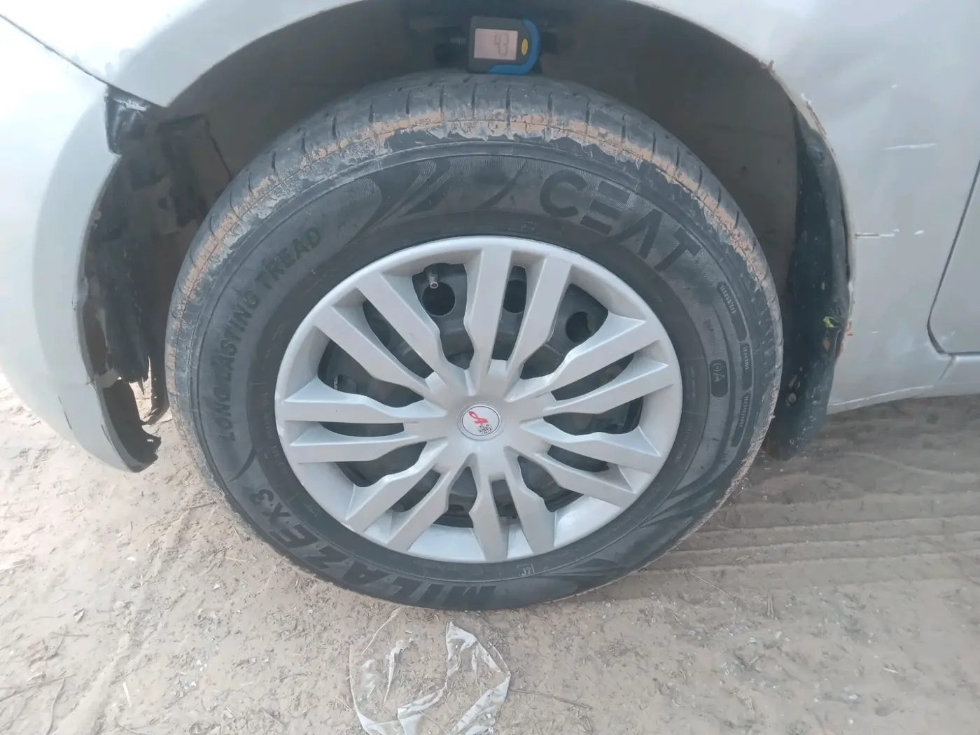 2011 Maruti Ritz VDI, Diesel, Manual, 1,87,801 km, tyre
