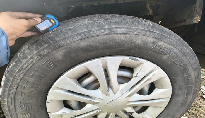 2012 Mahindra Scorpio EX M2DI, Diesel, Manual, 1,00,260 km, tyre