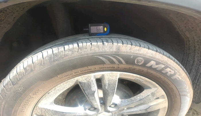 2019 Maruti Vitara Brezza ZDI, Diesel, Manual, 84,622 km, tyre