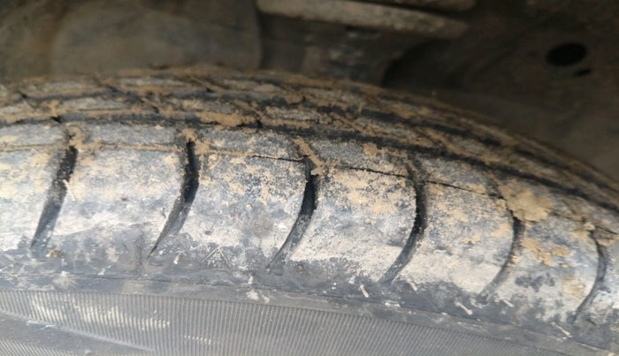 2018 Maruti Wagon R 1.0 LXI CNG, Petrol, Manual, 1,01,697 km, tyre