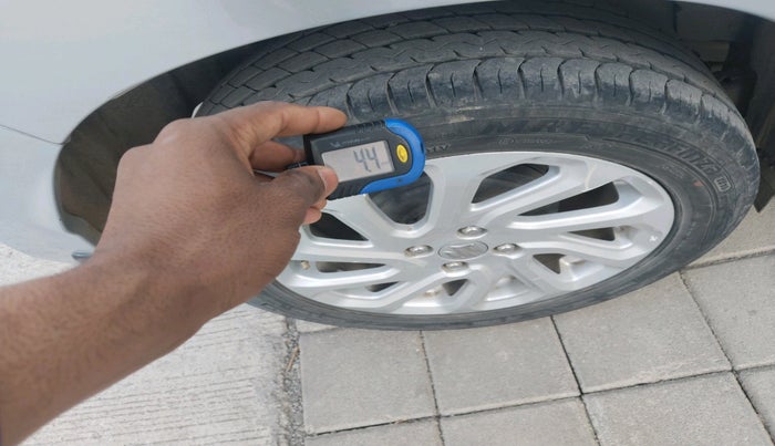 2022 Maruti Baleno  ZETA CNG 1.2L, Petrol, Manual, 83,086 km, tyre