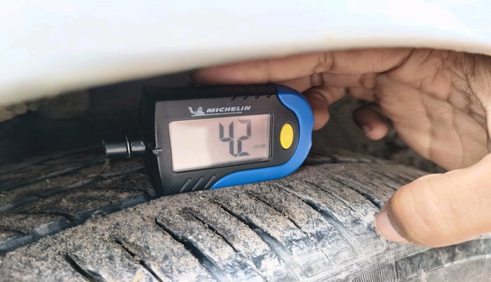 2017 Hyundai Verna 1.6 CRDI SX + AT, Diesel, Automatic, 70,260 km, tyre