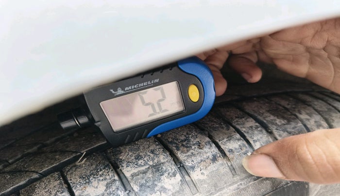 2017 Hyundai Verna 1.6 CRDI SX + AT, Diesel, Automatic, 70,260 km, tyre