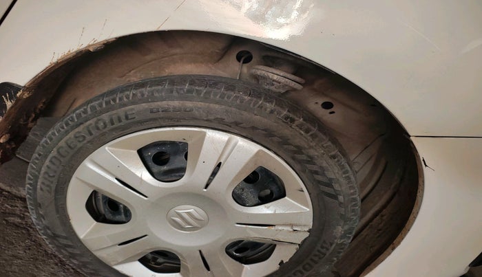 2013 Maruti Wagon R 1.0 VXI, Petrol, Manual, 69,178 km, tyre