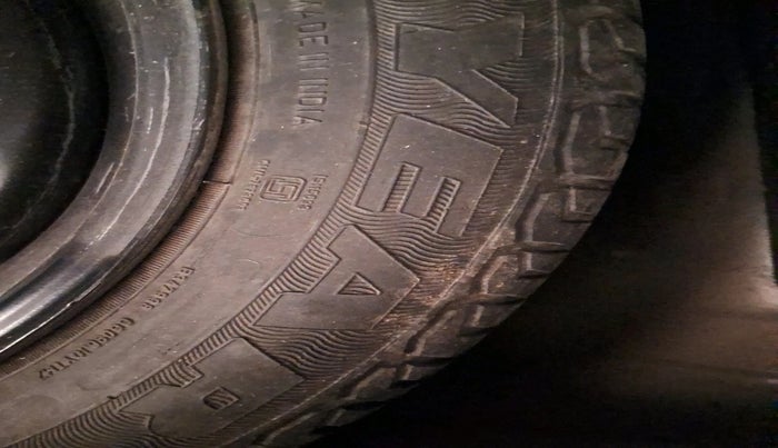 2015 Maruti Wagon R 1.0 VXI, Petrol, Manual, 59,806 km, tyre