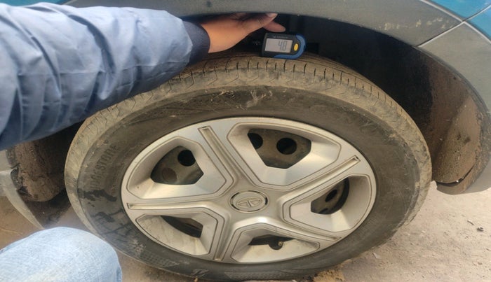 2018 Tata NEXON XMA DIESEL, Diesel, Automatic, 73,442 km, tyre