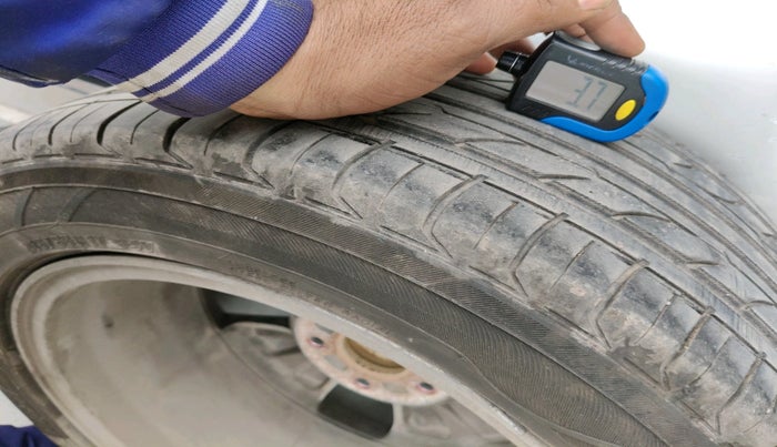 2019 Honda Civic 1.8L I-VTEC ZX CVT, Petrol, Automatic, 65,570 km, tyre