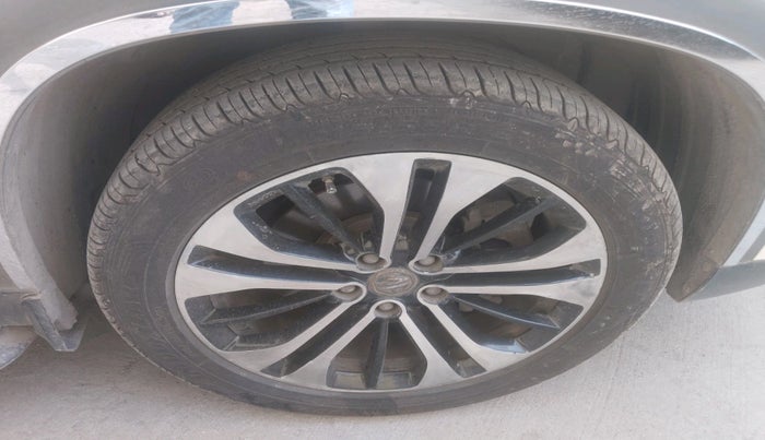 2021 MG HECTOR PLUS SHARP 1.5 PETROL TURBO CVT 6-STR, Petrol, Automatic, 66,752 km, tyre