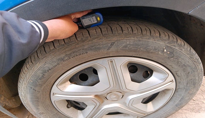 2021 Tata NEXON XMA SUNROOF PETROL, Petrol, Automatic, 25,820 km, tyre