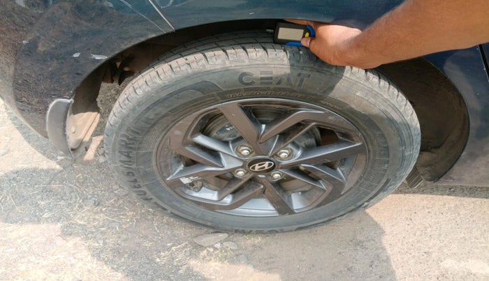 2022 Hyundai GRAND I10 NIOS SPORTZ 1.2 KAPPA VTVT CNG, CNG, Manual, 37,330 km, tyre