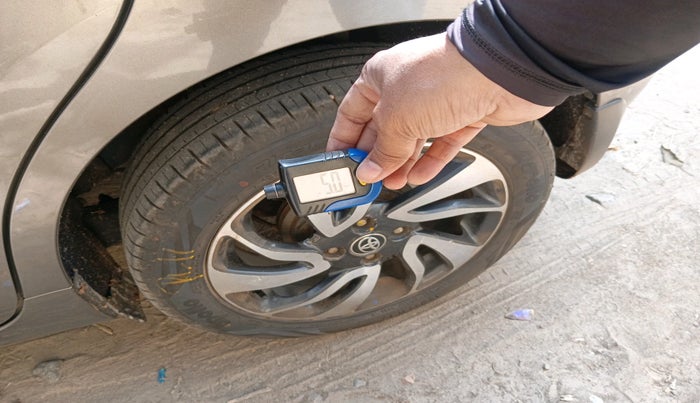 2021 Toyota Glanza G, Petrol, Manual, 1,66,729 km, tyre