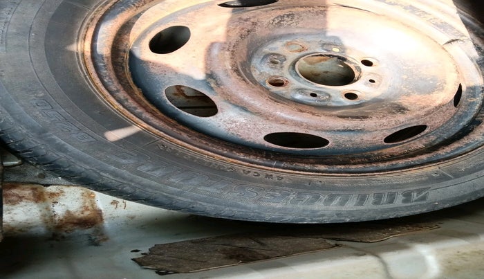 2016 Tata Zest XE 75PS DIESEL, Diesel, Manual, 1,76,398 km, tyre