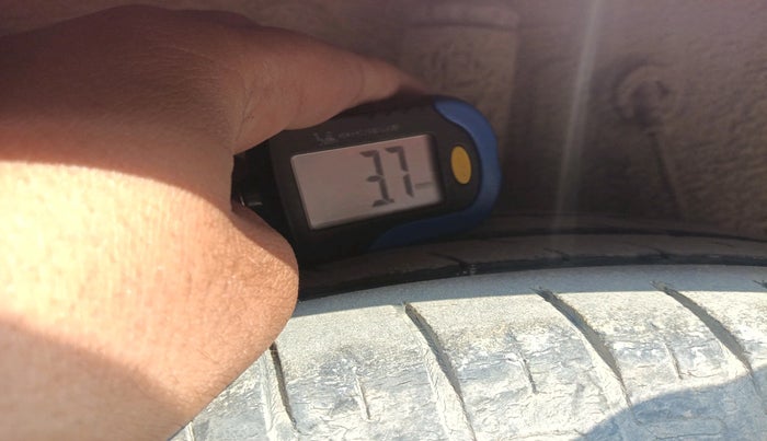 2021 Hyundai GRAND I10 NIOS MAGNA 1.2 KAPPA VTVT, Petrol, Manual, 53,099 km, tyre