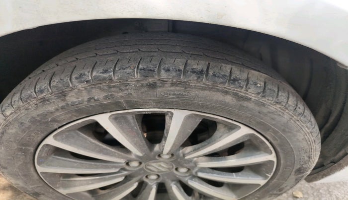 2019 Maruti Ciaz ALPHA 1.5 SHVS PETROL, Petrol, Manual, 67,497 km, tyre